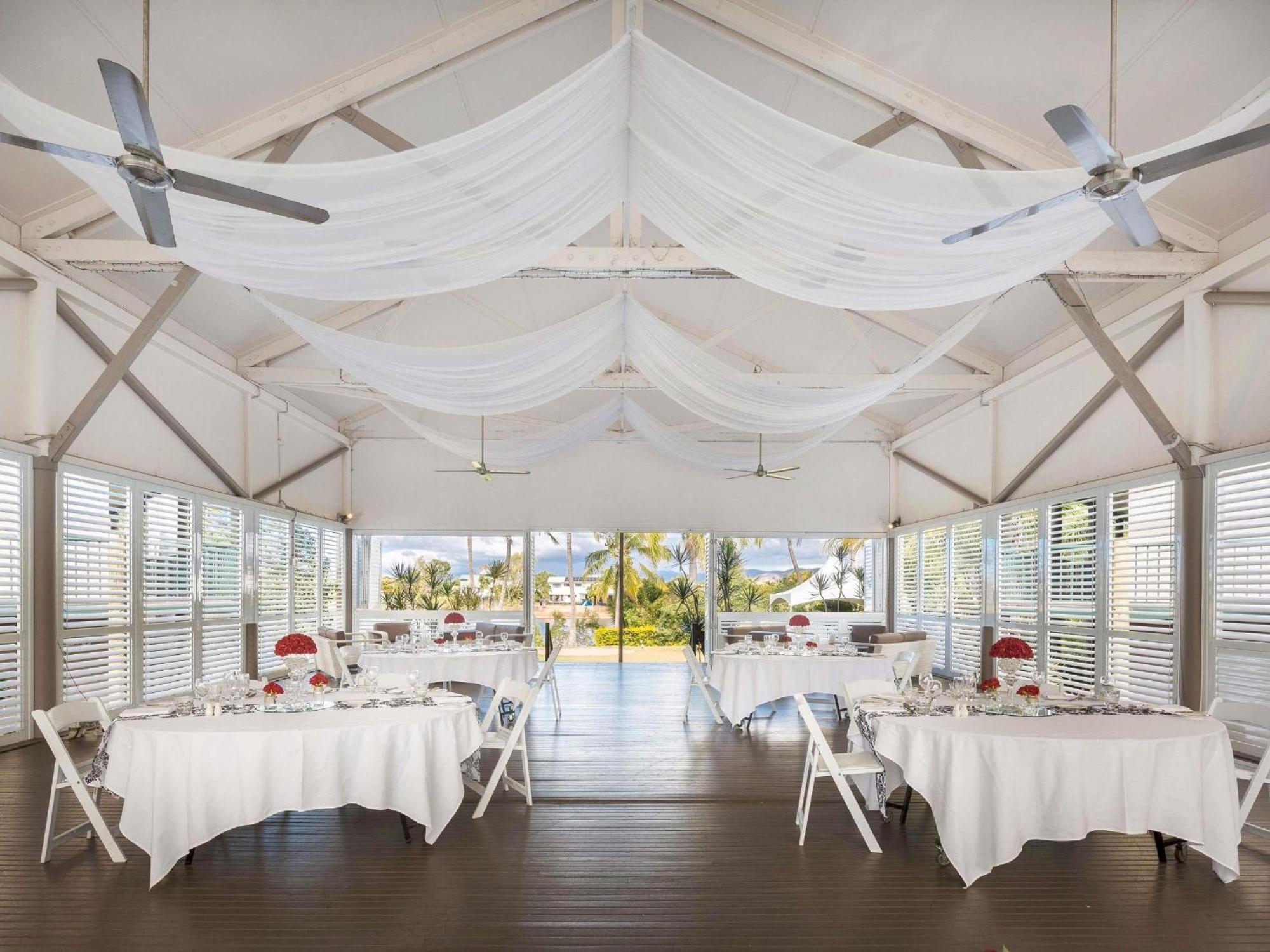 Mercure Townsville Exterior foto